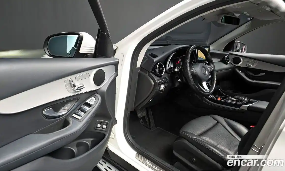 Mercedes-Benz GLC-Class 2019 2.0 Автомат в Москве № 195287, фото 18