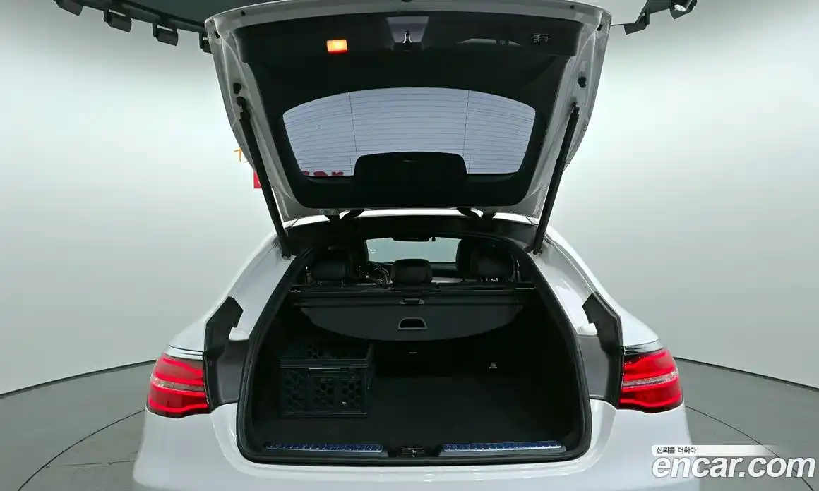 Mercedes-Benz GLC-Class 2019 2.0 Автомат в Москве № 195640, фото 19