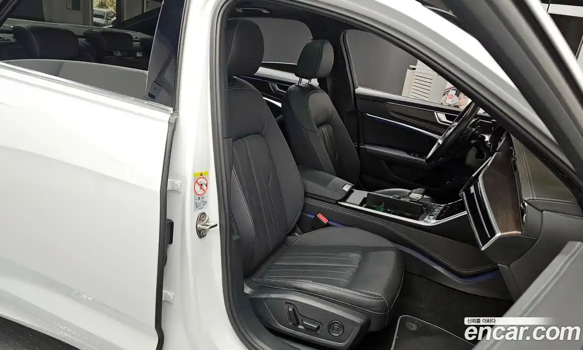 Audi A6 2022 3.0 Автомат в Москве № 196326, фото 13