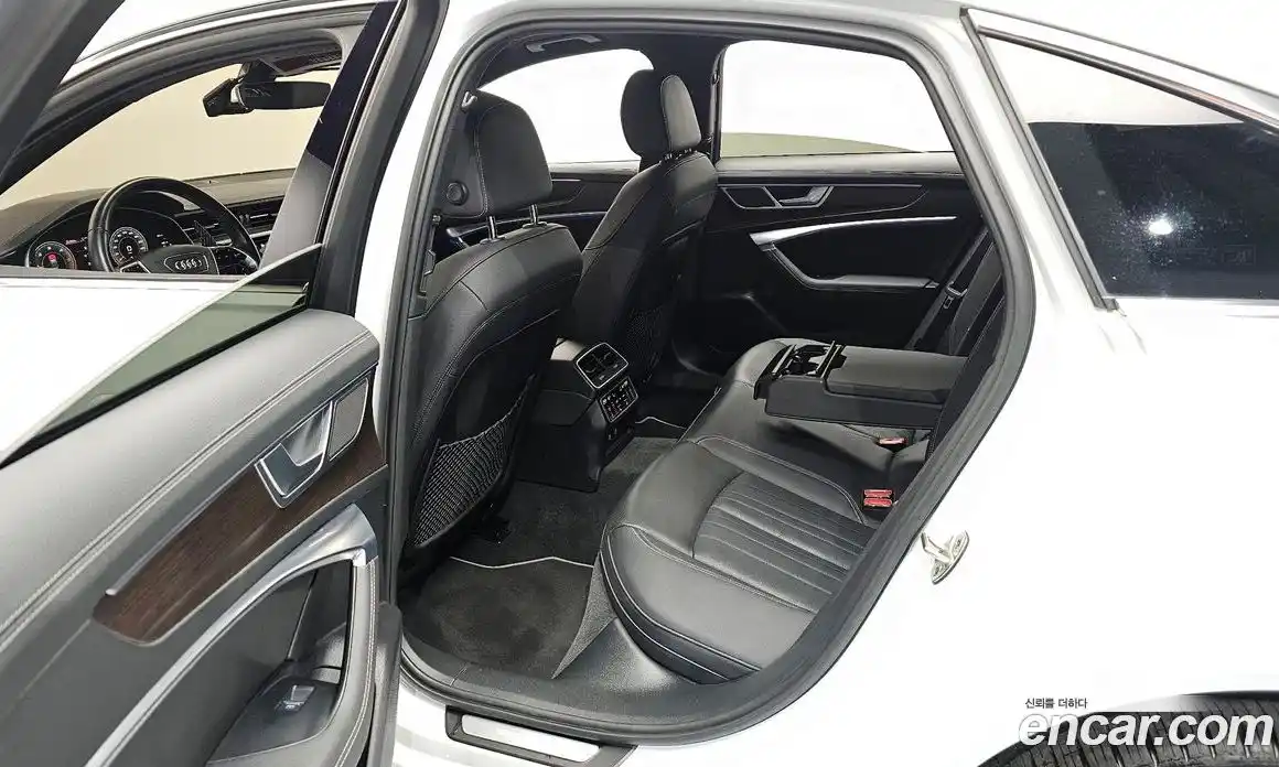 Audi A6 2022 3.0 Автомат в Москве № 196326, фото 6