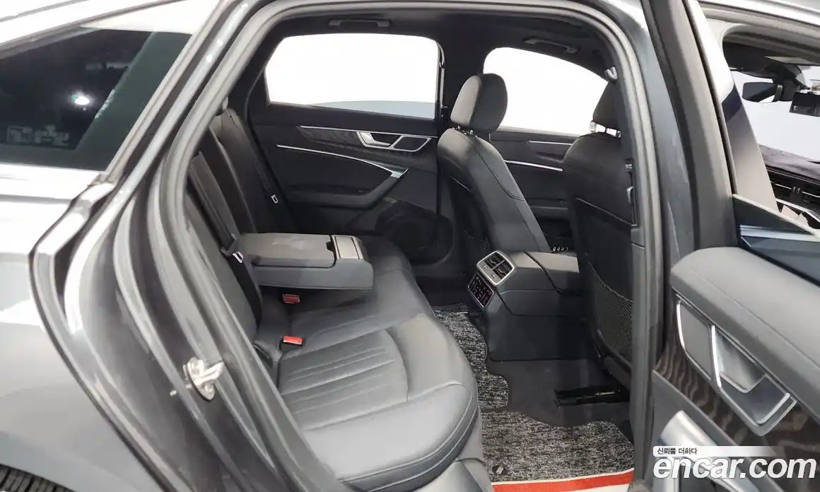 Audi A6 2021 2.0 Автомат в Москве № 196685, фото 19