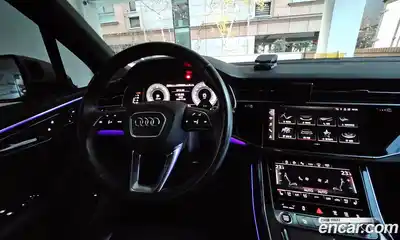 Audi Q7 2021 3.0 Автомат в Москве № 196722, миниатюра 2