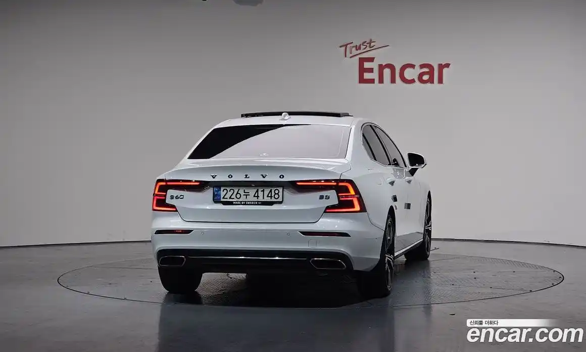 Volvo S60 2021 2.0 Автомат в Москве № 196923, фото 7