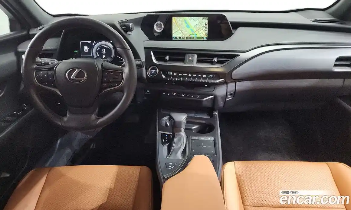 Lexus UX 2021 2.0 Автомат в Москве № 198905, фото 17