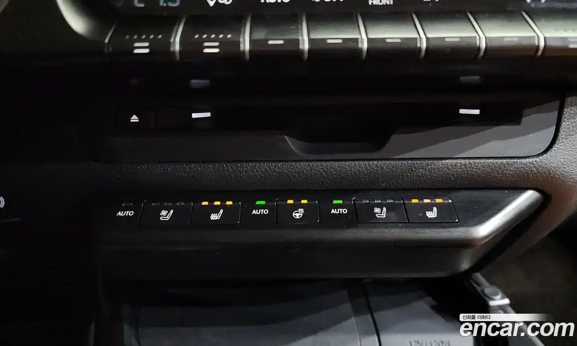 Lexus UX 2021 2.0 Автомат в Москве № 198905, фото 10