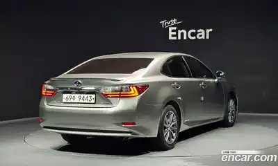 Lexus ES 2017 2.5 Автомат в Москве № 198909, миниатюра 6