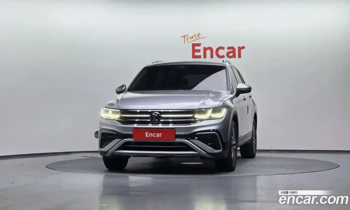 Volkswagen Tiguan 2023 2.0 Автомат в Москве № 199007, фото 15