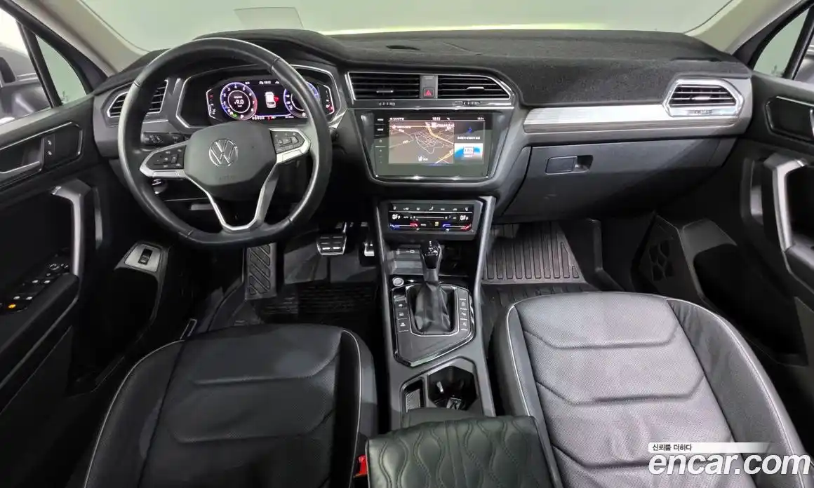 Volkswagen Tiguan 2023 2.0 Автомат в Москве № 199007, фото 16