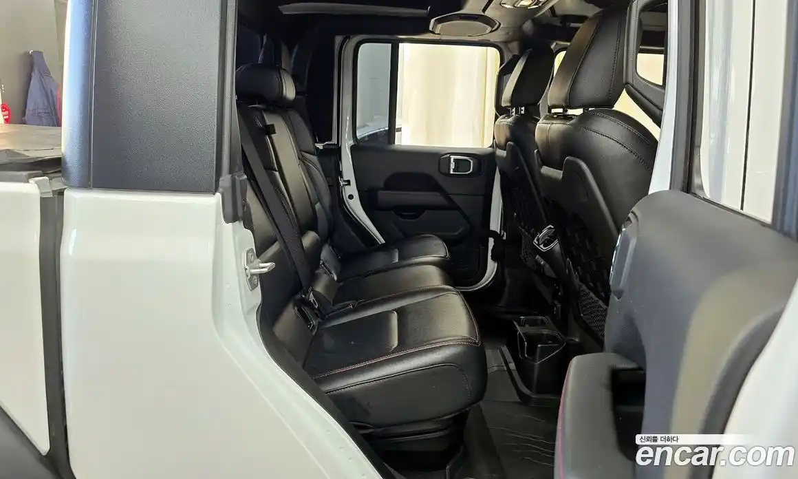 Jeep Gladiator 2021 3.6 Автомат в Москве № 199472, фото 19