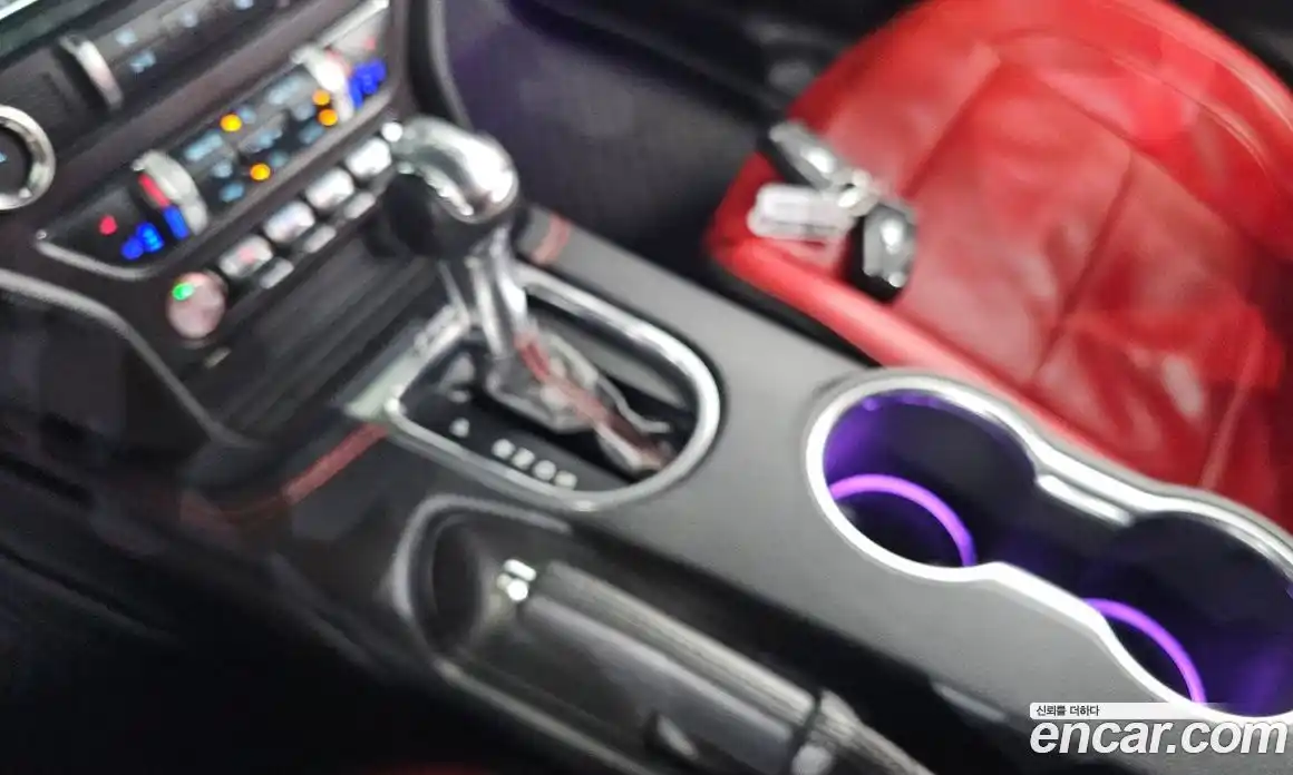 Ford Mustang 2021 2.3 Автомат в Москве № 199872, фото 8