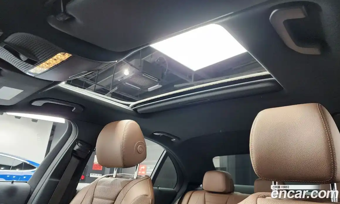 Mercedes-Benz E-Class 2023 2.0 Автомат в Москве № 203269, фото 17