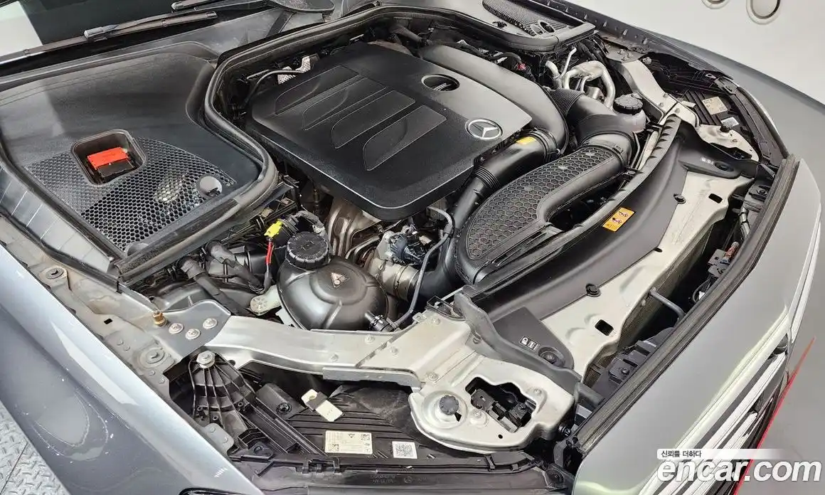 Mercedes-Benz E-Class 2023 2.0 Автомат в Москве № 203269, фото 4