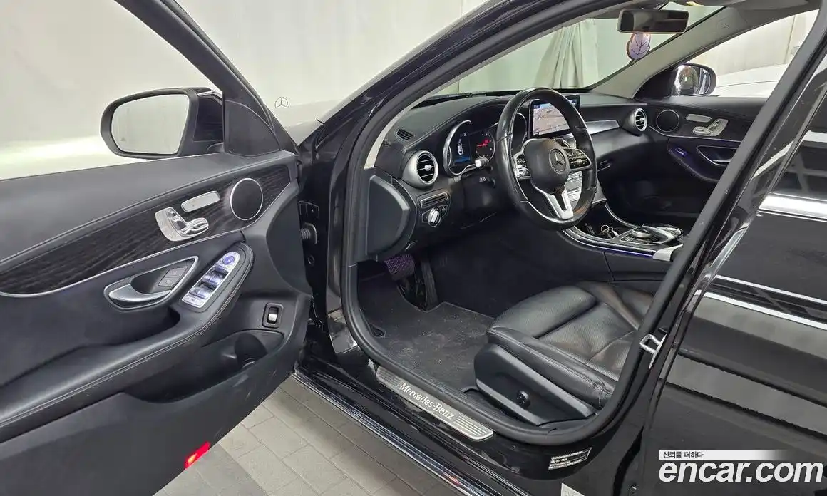 Mercedes-Benz C-Class 2019 1.9 Автомат в Москве № 204929, фото 17