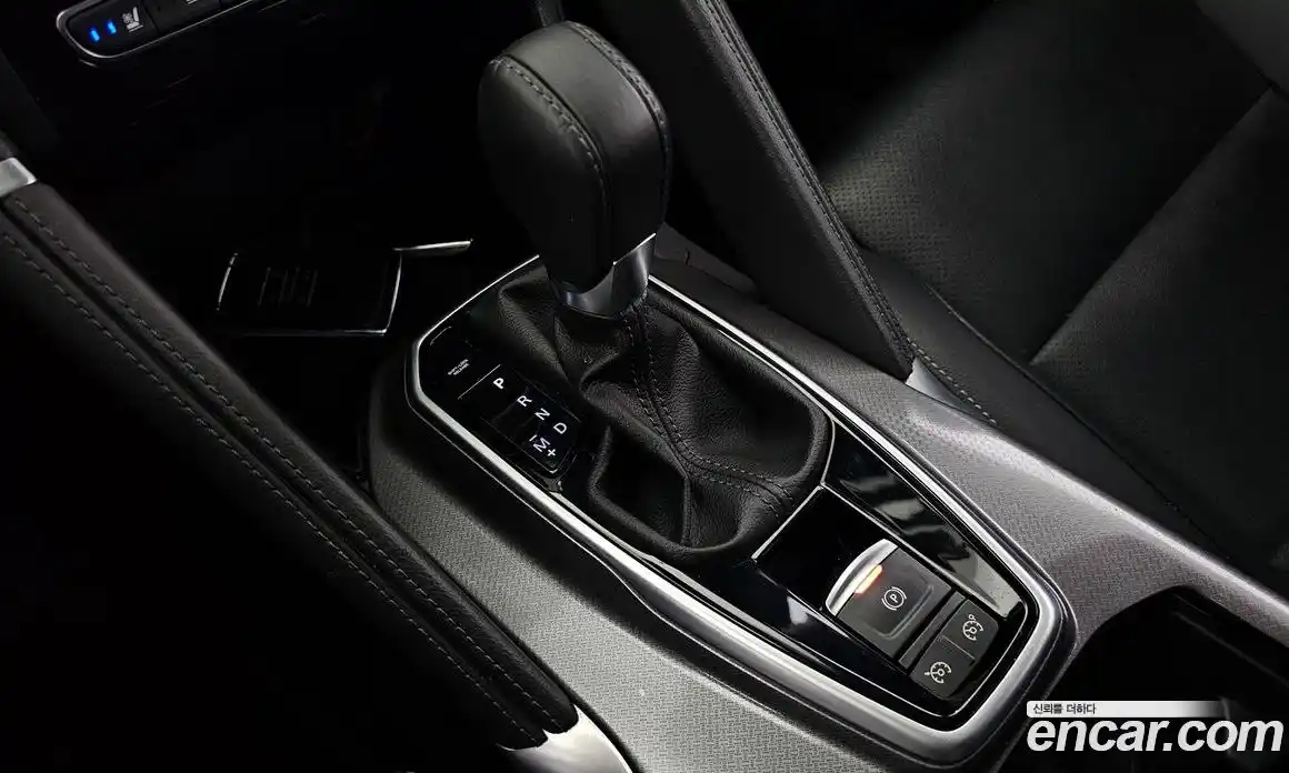 Renault QM6 2017 2.0 Автомат в Москве № 207552, фото 15