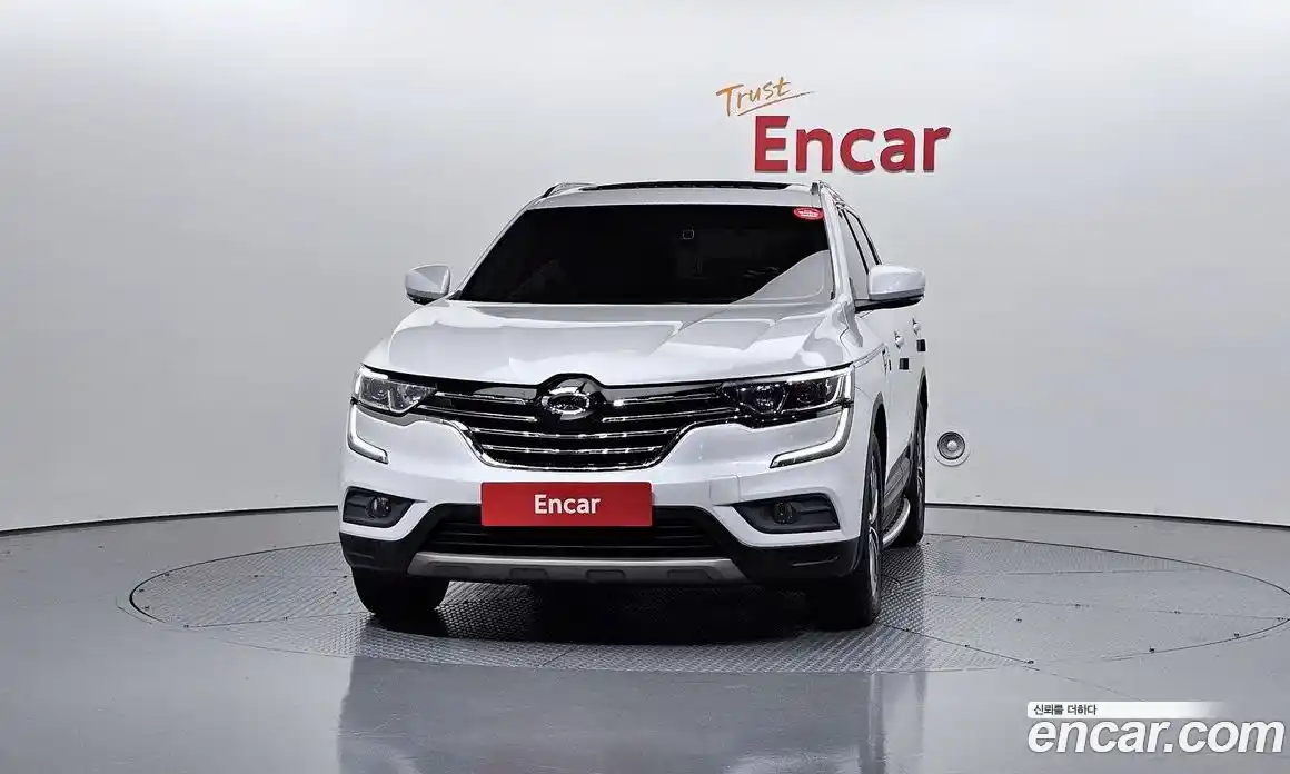 Renault QM6 2017 2.0 Автомат в Москве № 207552, фото 19