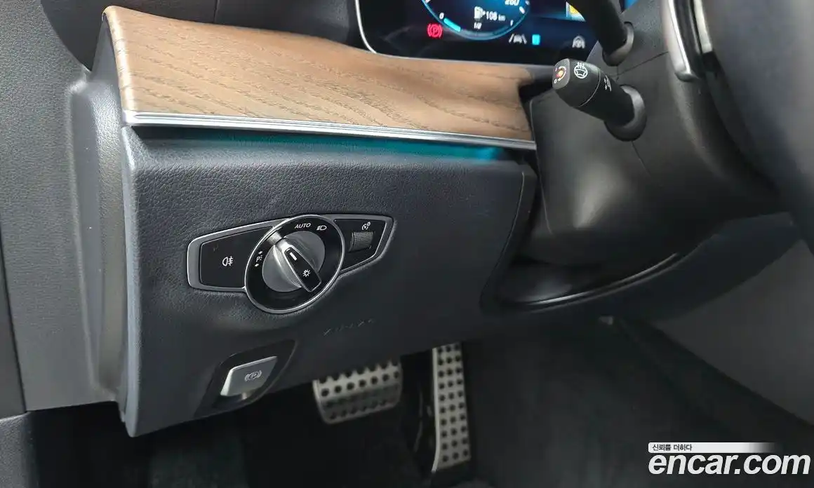 Mercedes-Benz E-Class 2021 2.0 Автомат в Москве № 209242, фото 14