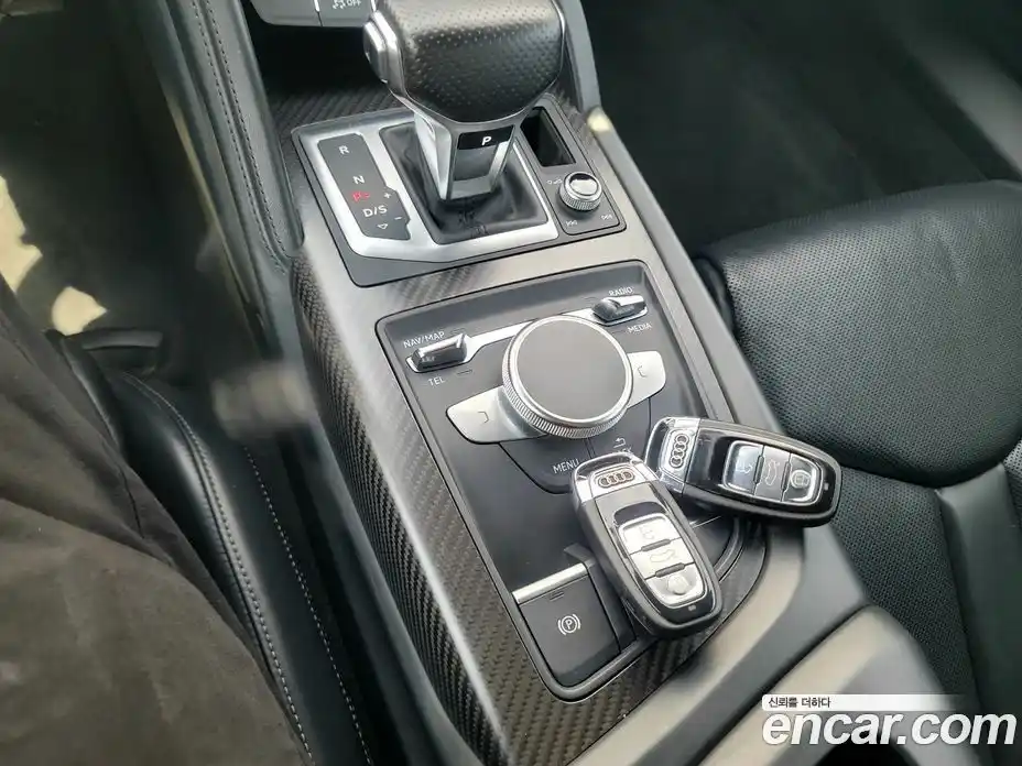 Audi R8 2017 5.2 Автомат в Москве № 212237, фото 13