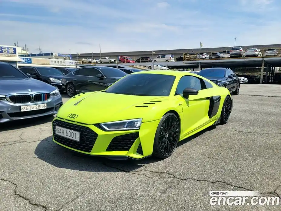 Audi R8 2017 5.2 Автомат в Москве № 212237, фото 16