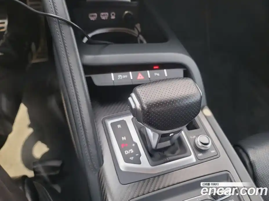 Audi R8 2017 5.2 Автомат в Москве № 212237, фото 20