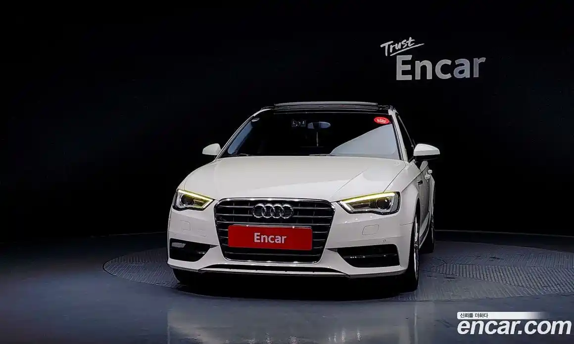 Audi A3 2015 2.0 Автомат в Москве № 212671, фото 12