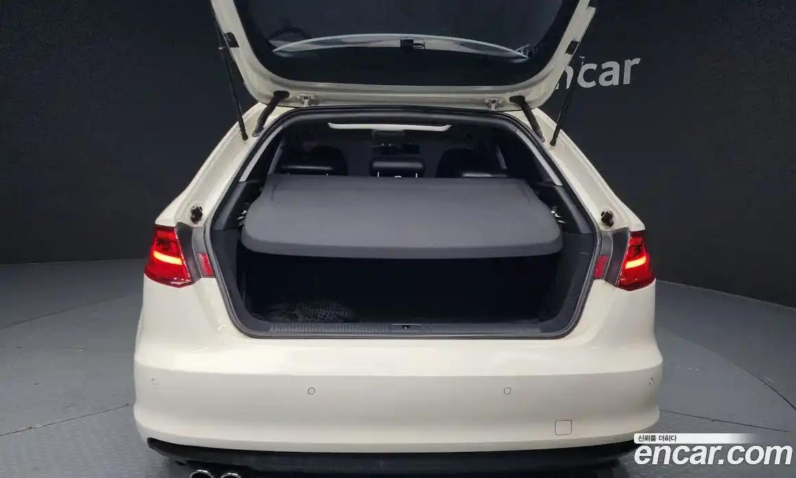 Audi A3 2015 2.0 Автомат в Москве № 212671, фото 20