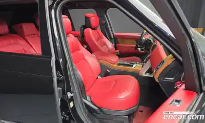 Land Rover Range-Rover 2018 4.4 Автомат в Москве № 213347, миниатюра 2