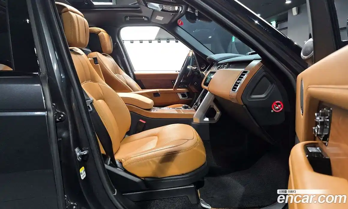 Land Rover Range-Rover 2018 4.4 Автомат в Москве № 213499, фото 13