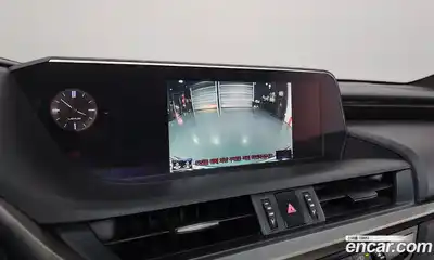 Lexus ES 2019 2.5 Автомат в Москве № 214680, миниатюра 5