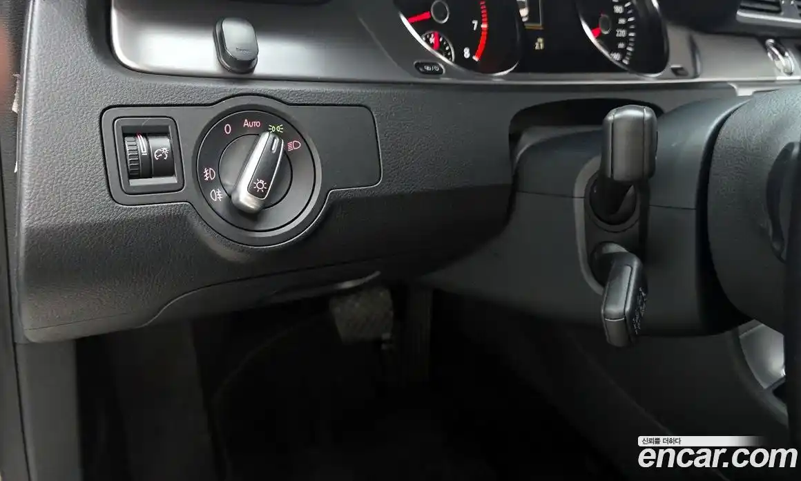 Volkswagen CC 2015 2.0 Автомат в Москве № 215066, фото 16