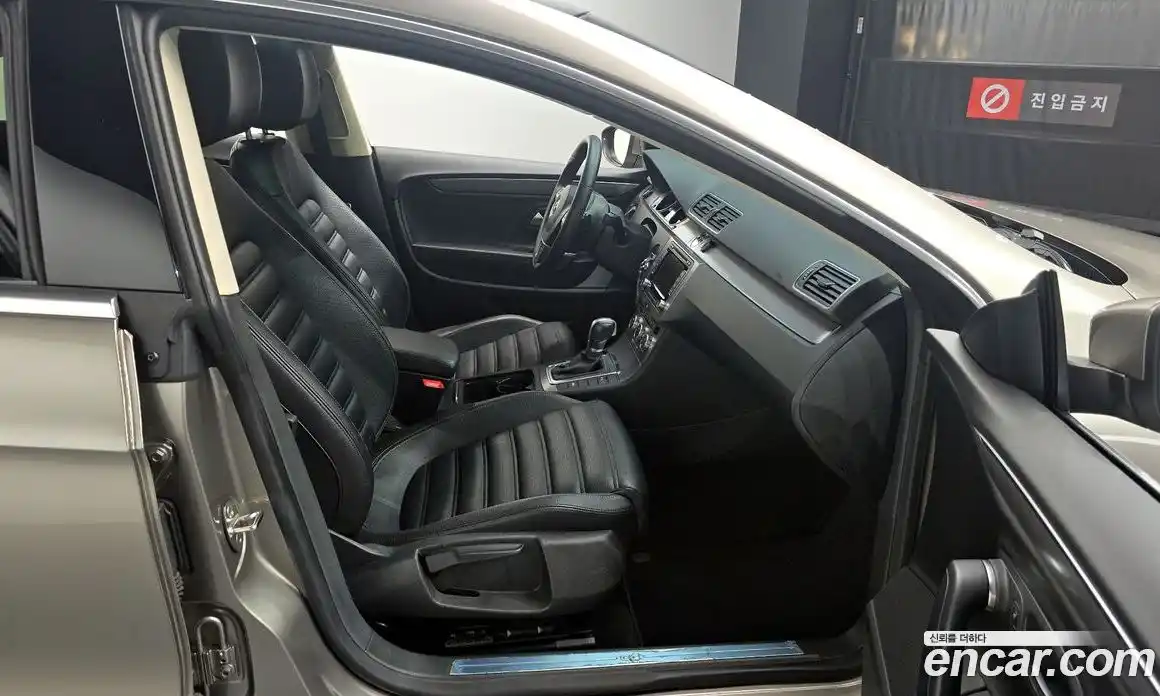 Volkswagen CC 2015 2.0 Автомат в Москве № 215066, фото 4