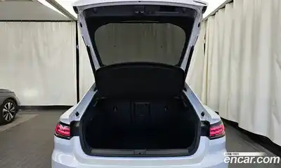 Volkswagen Arteon, 2022