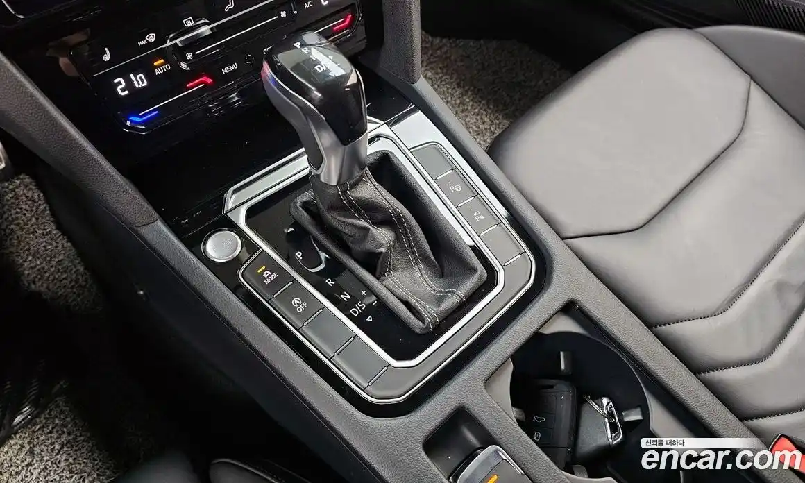 Volkswagen Arteon 2022 2.0 Автомат в Москве № 215098, фото 11