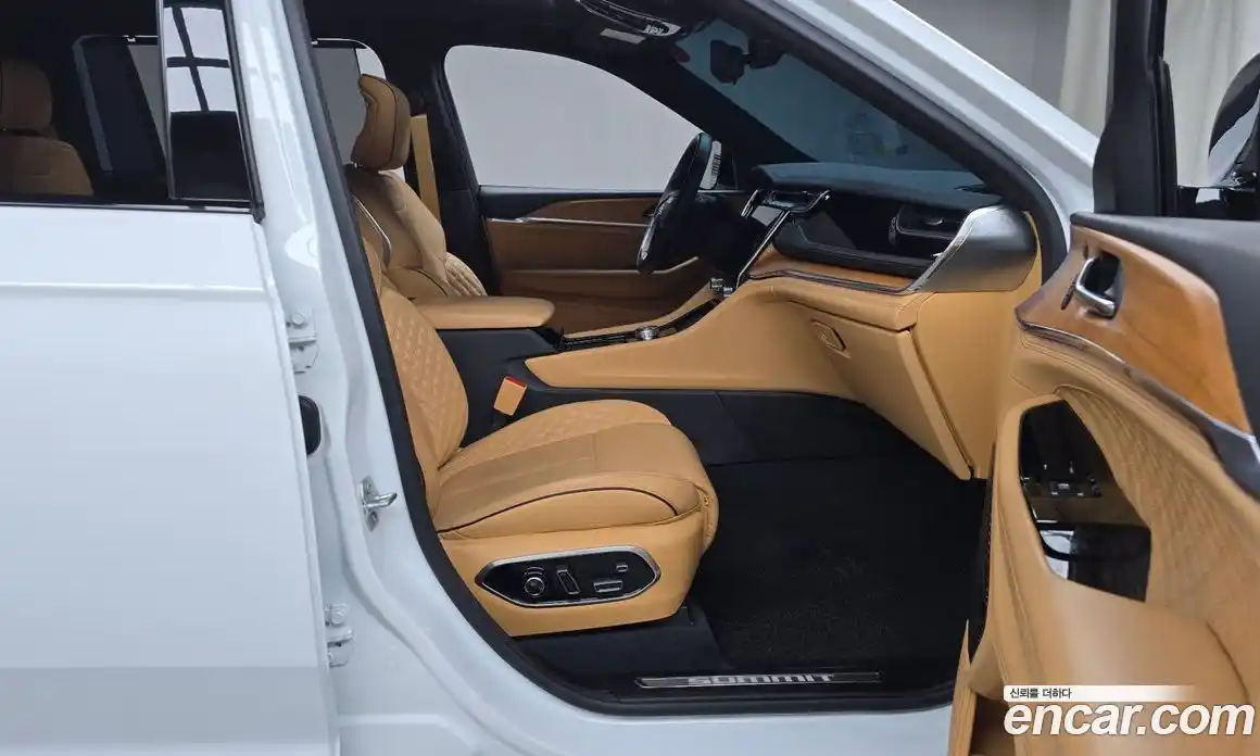 Jeep Cherokee 2023 3.6 Автомат в Москве № 215449, фото 20