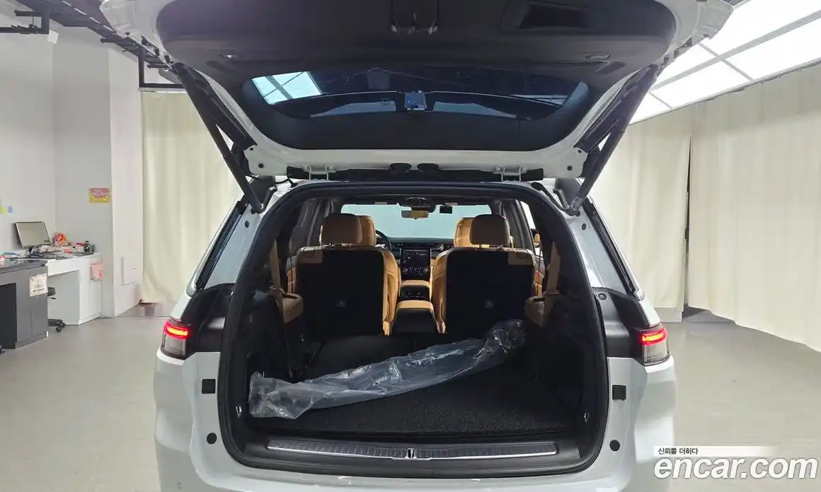 Jeep Cherokee 2023 3.6 Автомат в Москве № 215449, фото 10