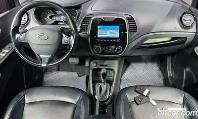 Renault QM3 2016 1.5 Автомат в Москве № 219941, миниатюра 7