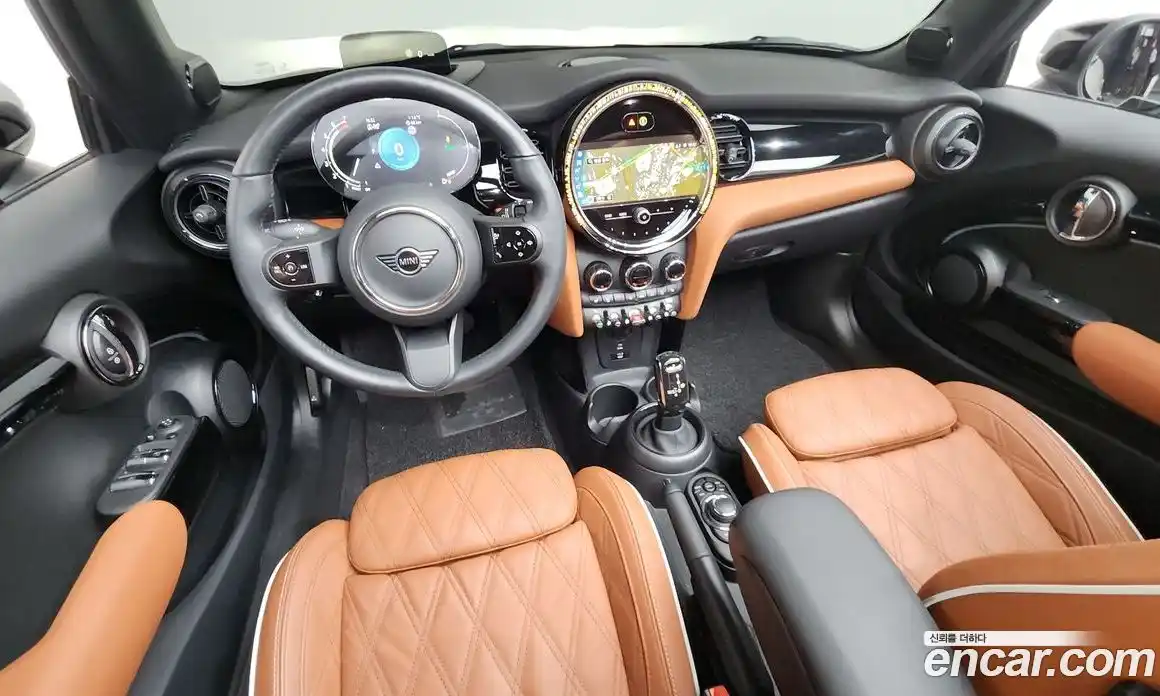 Mini Cooper Convertible 2022 2.0 Автомат в Москве № 222832, фото 13