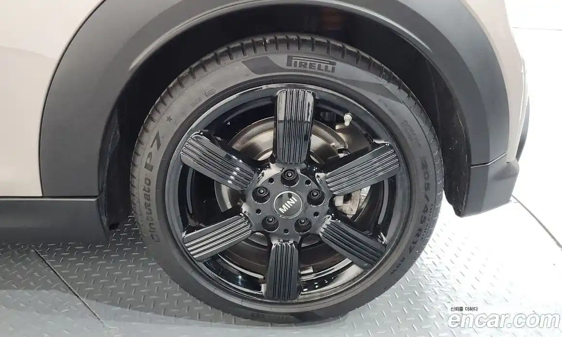 Mini Cooper Convertible 2022 2.0 Автомат в Москве № 222832, фото 15