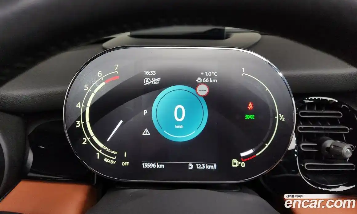 Mini Cooper Convertible 2022 2.0 Автомат в Москве № 222832, фото 19