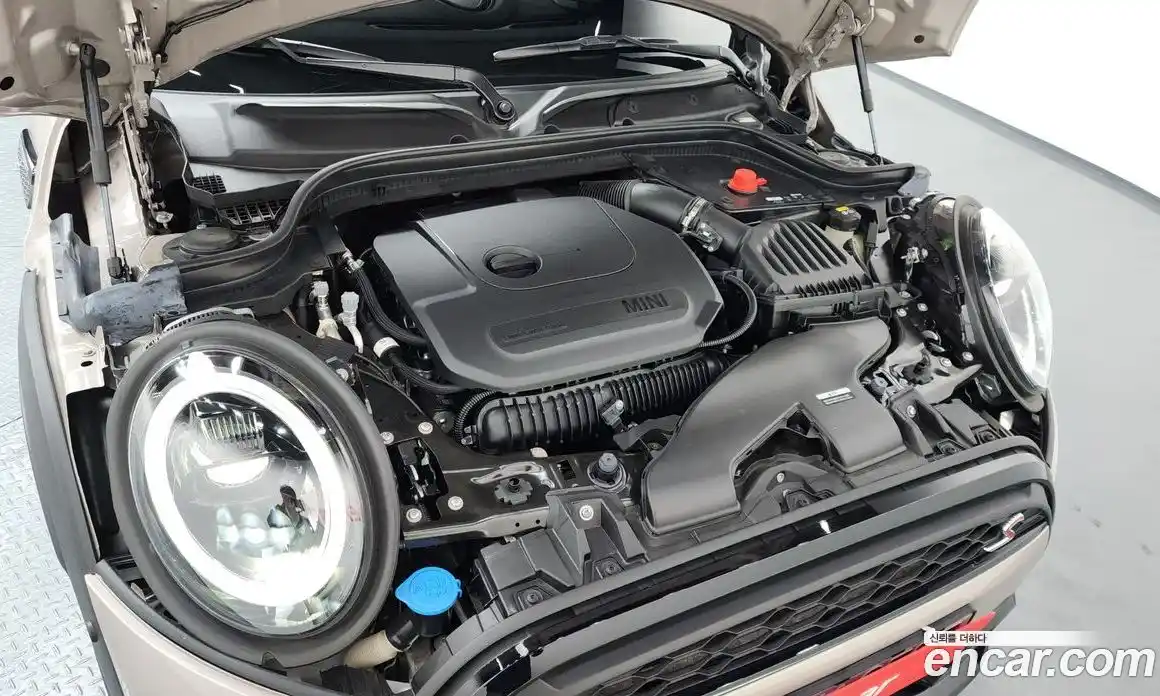 Mini Cooper Convertible 2022 2.0 Автомат в Москве № 222832, фото 5