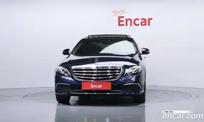 Mercedes-Benz E-Class 2019 2.0 Автомат в Москве № 224958, миниатюра 2