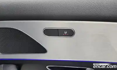 Mercedes-Benz GLE-Class 2019 1.9 Автомат в Москве № 229518, миниатюра 12