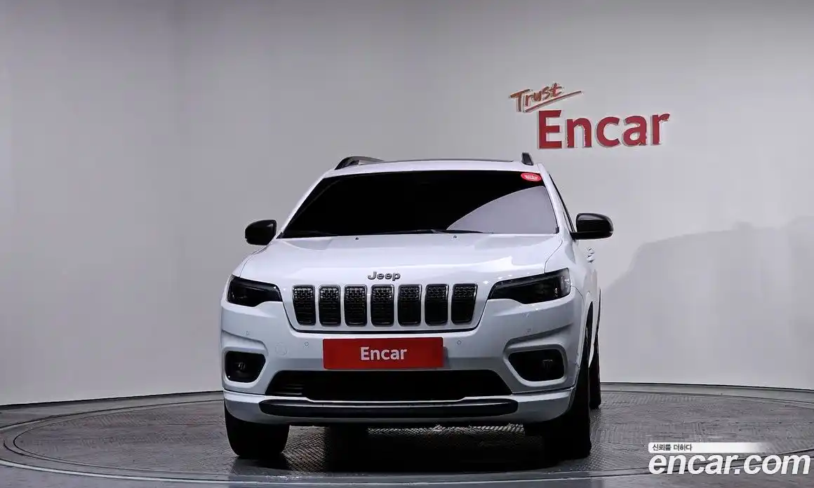 Jeep Cherokee 2021 2.4 Автомат в Москве № 232420, фото 13