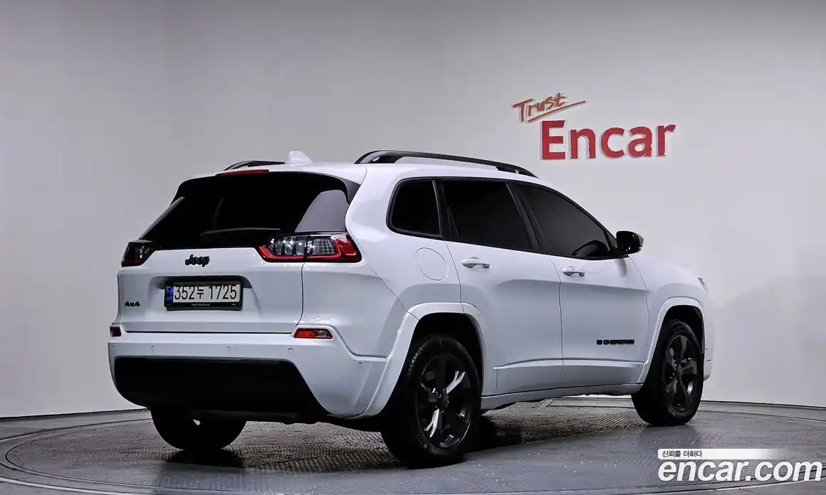 Jeep Cherokee 2021 2.4 Автомат в Москве № 232420, фото 19