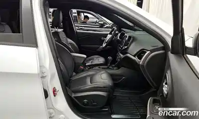 Jeep Cherokee 2021 2.4 Автомат в Москве № 232420, миниатюра 3