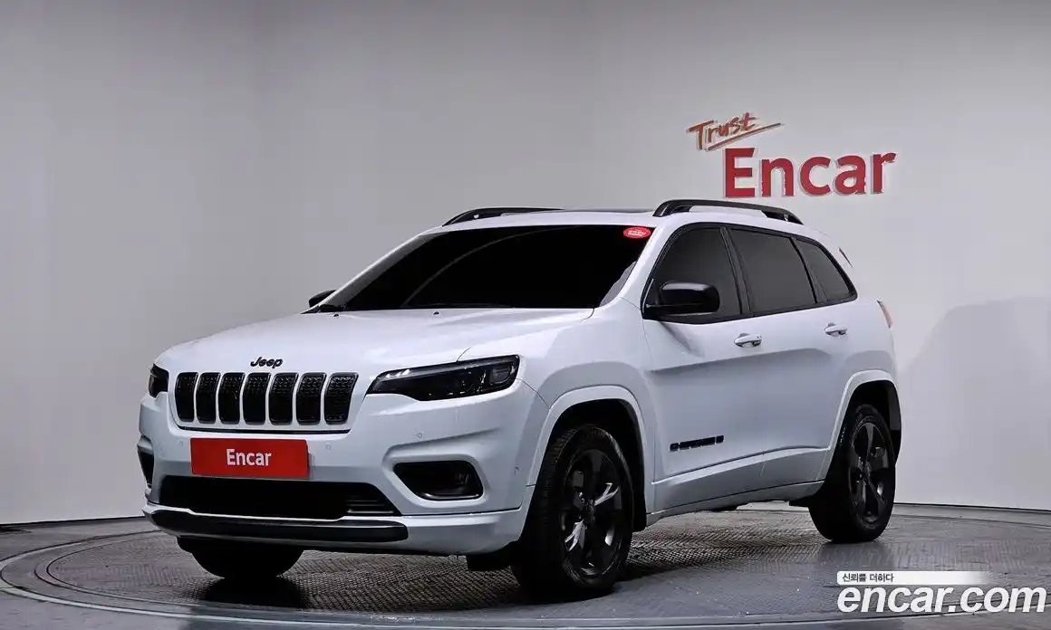 Jeep Cherokee 2021 2.4 Автомат в Москве № 232420, фото 8