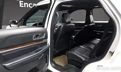 Ford Explorer 2018 2.3 Автомат в Москве № 233309, миниатюра 2
