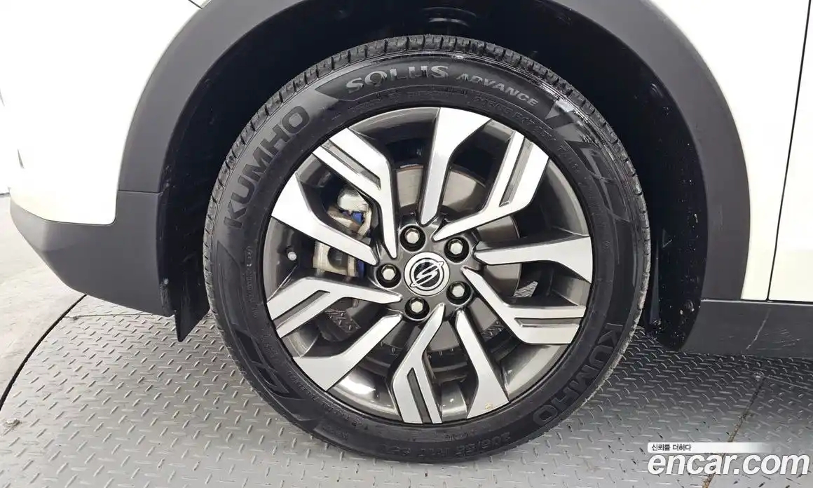 SsangYong TIBOLI 2019 1.6 Автомат в Москве № 235420, фото 9