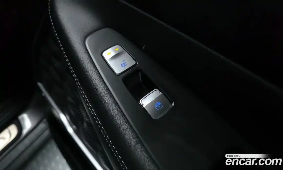 Hyundai Santa Fe 2021 2.2 Автомат в Москве № 246444, фото 13