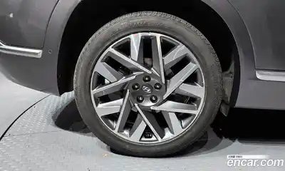 Hyundai Santa Fe 2021 2.2 Автомат в Москве № 246444, миниатюра 2