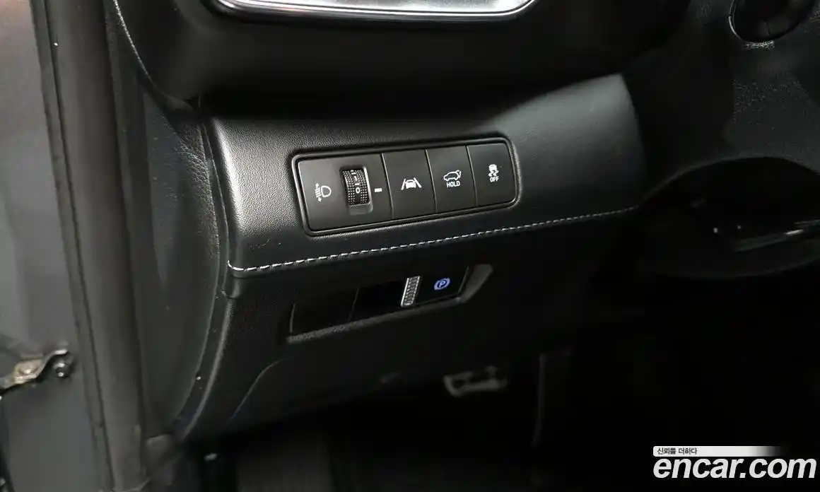 Hyundai Santa Fe 2021 2.2 Автомат в Москве № 246444, фото 10